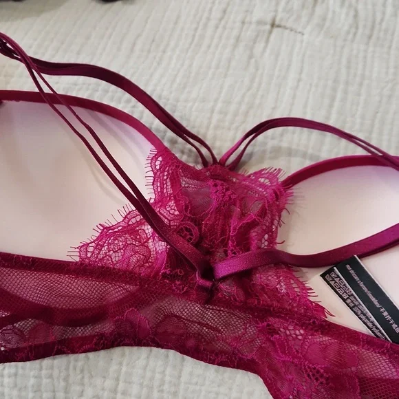 NWT Victoria Secret Very Sexy Push up Bras - Picture 7 of 11